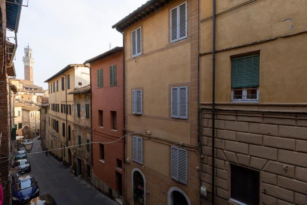 Casa Onda - Nel Cuore Della Contrada Siena Exterior foto