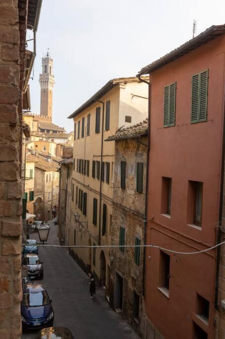 Casa Onda - Nel Cuore Della Contrada Siena Exterior foto